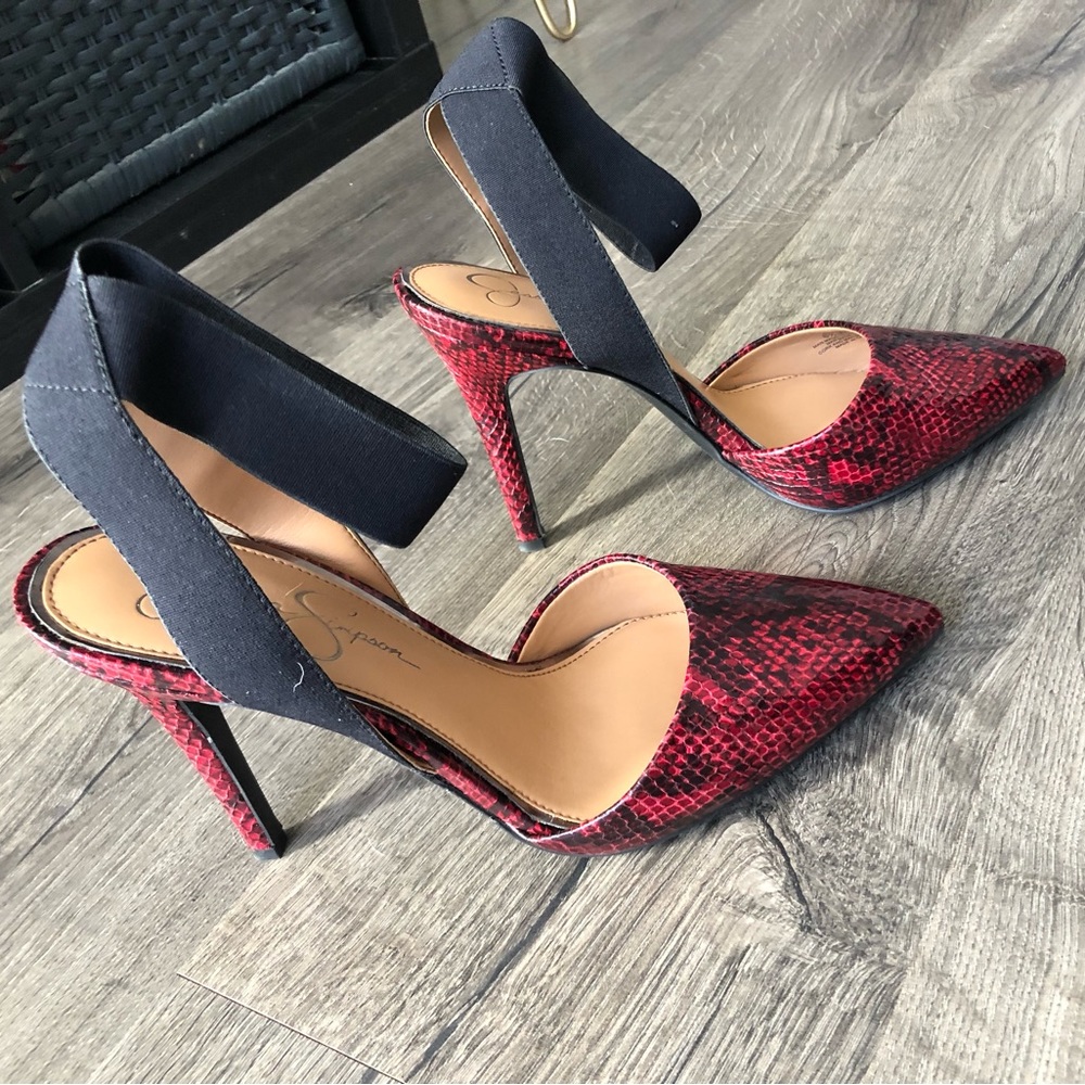 Jessica Simpson Perinna Red Glossy Desert Snake Print Size 8.5 Heels